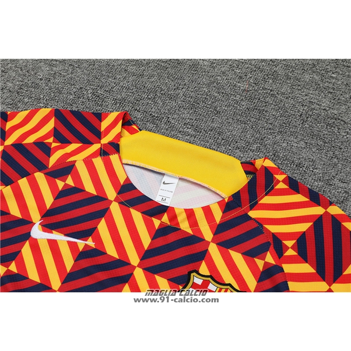 Tuta da Track
 Barcellona

 Manica Corta
 2023-2024 Giallo
 - Pantaloncini
